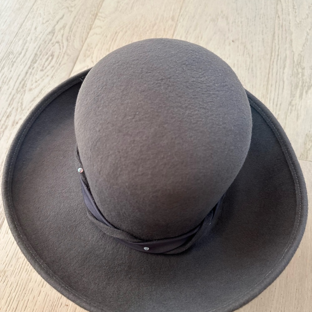 Stylish Felt Hat